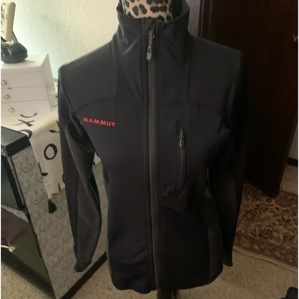Black long sleeve medium